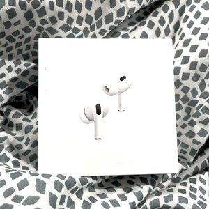 NWT❗️AirPods Pro (2nd Gen)